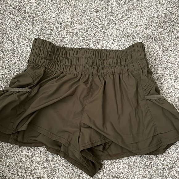 FP shorts - Picture 1 of 2